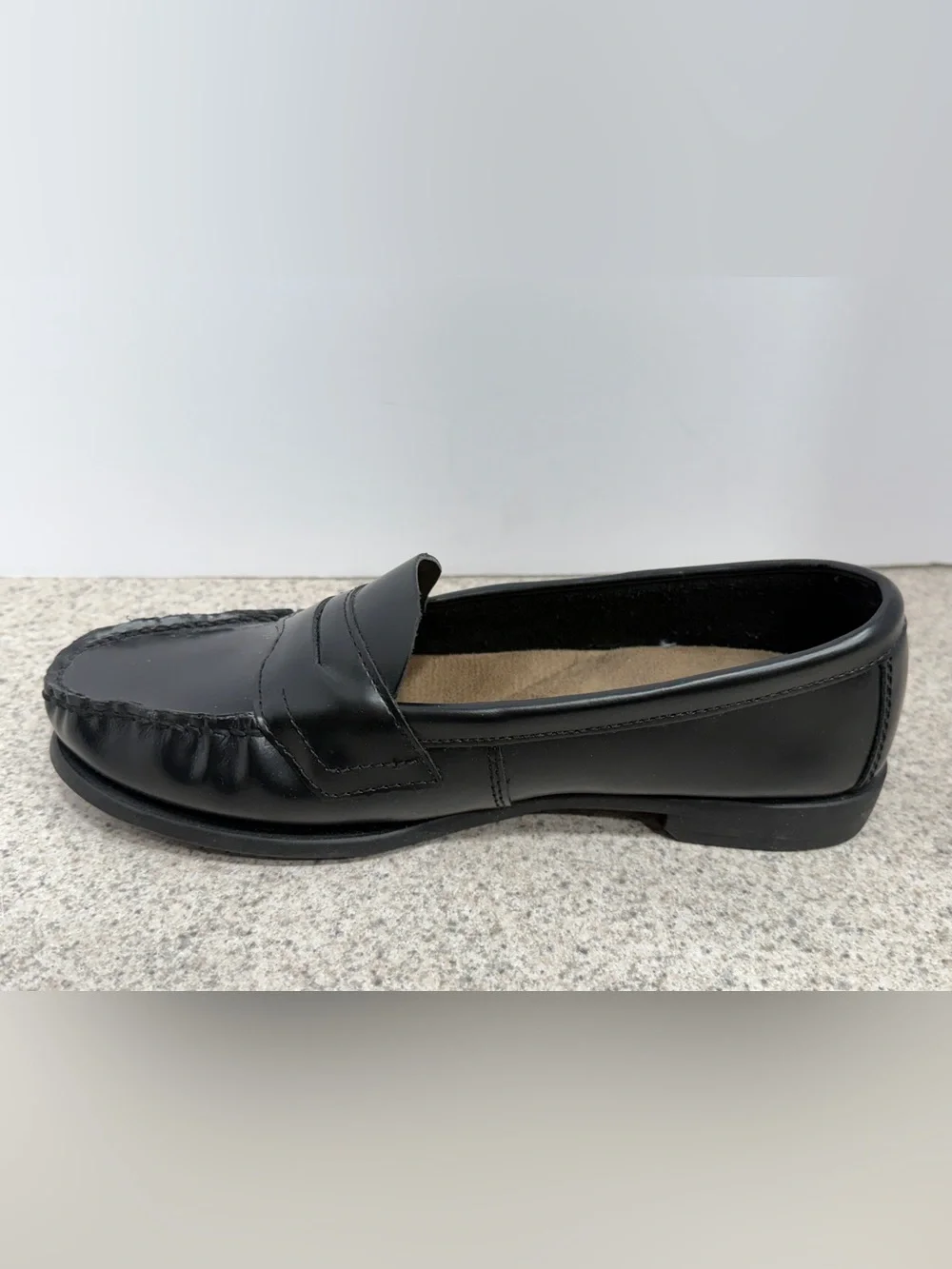 EASTLAND Memory Foam Leather Classic II Penny Loafer Shoe -Women's Size 7M Black